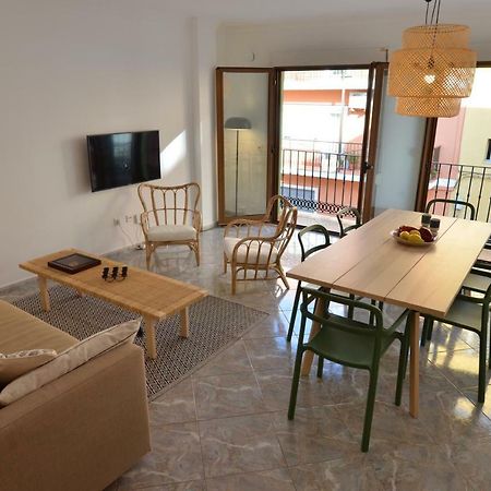 The Green Townhouse In Denia Centre By Nras Экстерьер фото