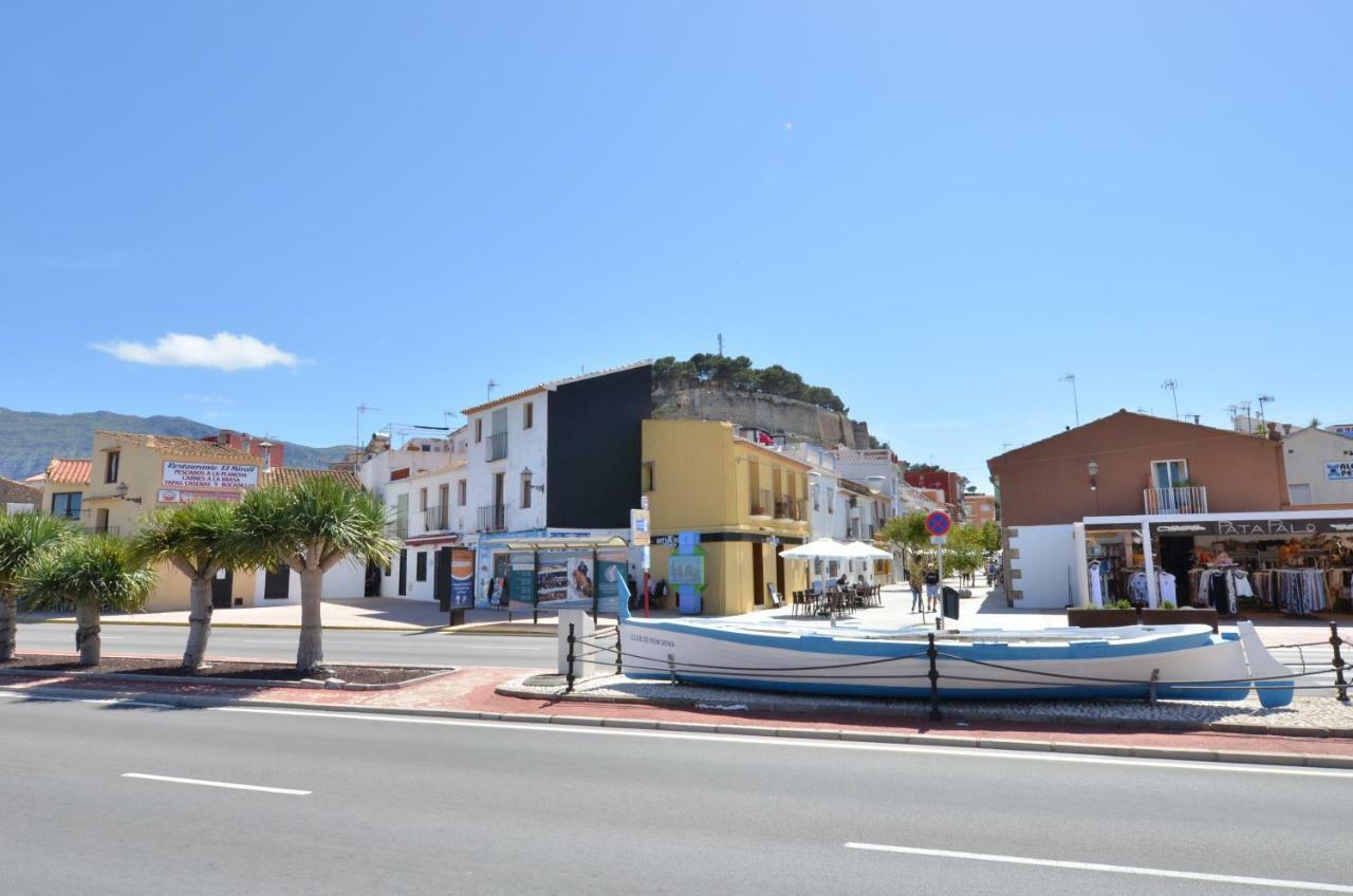 The Green Townhouse In Denia Centre By Nras Экстерьер фото